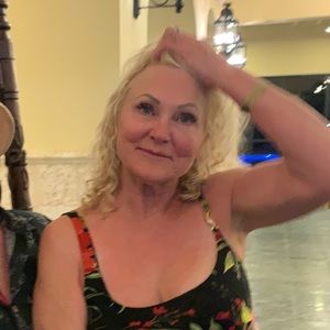 Meet your Posher, Dawn